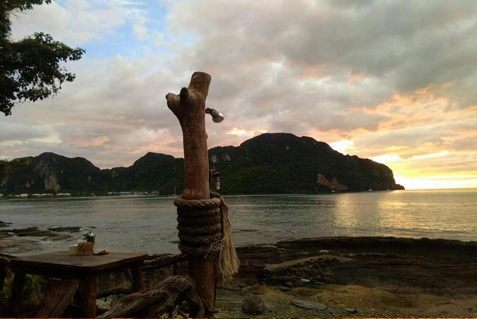Phi Phi Sunset Bay Resort Екстер'єр фото
