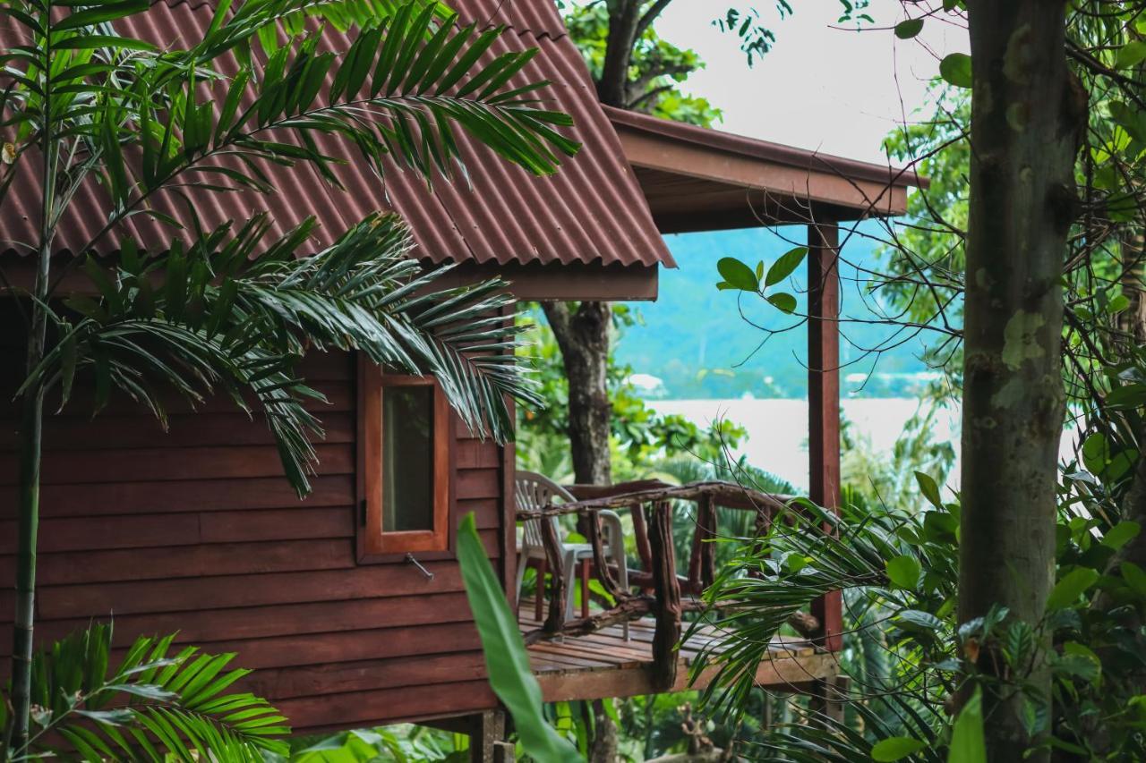 Phi Phi Sunset Bay Resort Екстер'єр фото