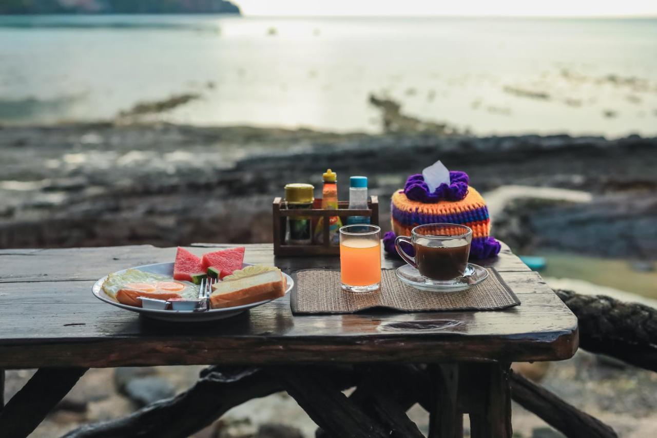 Phi Phi Sunset Bay Resort Екстер'єр фото